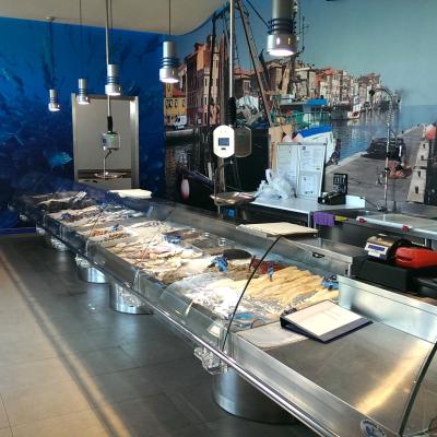 Deluxe - Acuarios y Viveros de marisco Tecnomar?>