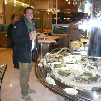 Deluxe 180� Fish Display - Acuarios y Viveros de marisco Tecnomar?>