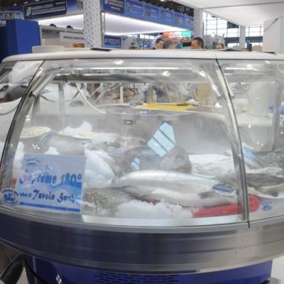 Supreme 180� Fish Display - Acuarios y Viveros de marisco Tecnomar?>